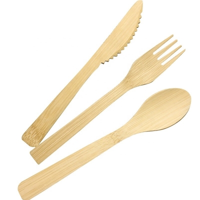 스타일리시하고 지속가능하고 친환경적이며 내구성 있는 식탁용 Bambu Tableware