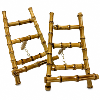 휴대폰과 태블릿을 위한 3-in-1 범용 호환성과 조정 가능한 시야각을 갖춘 휴대용 및 공간 절약형 대나무 스탠드
